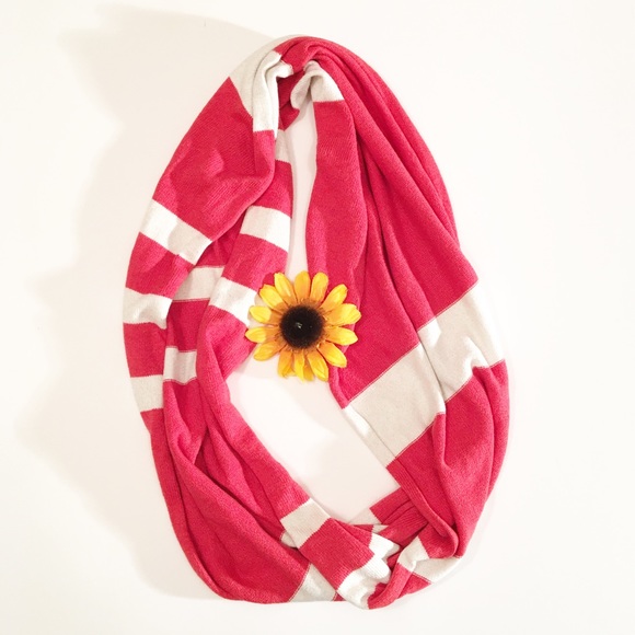 🏷American Eagle Outfitters infinity scarf OS